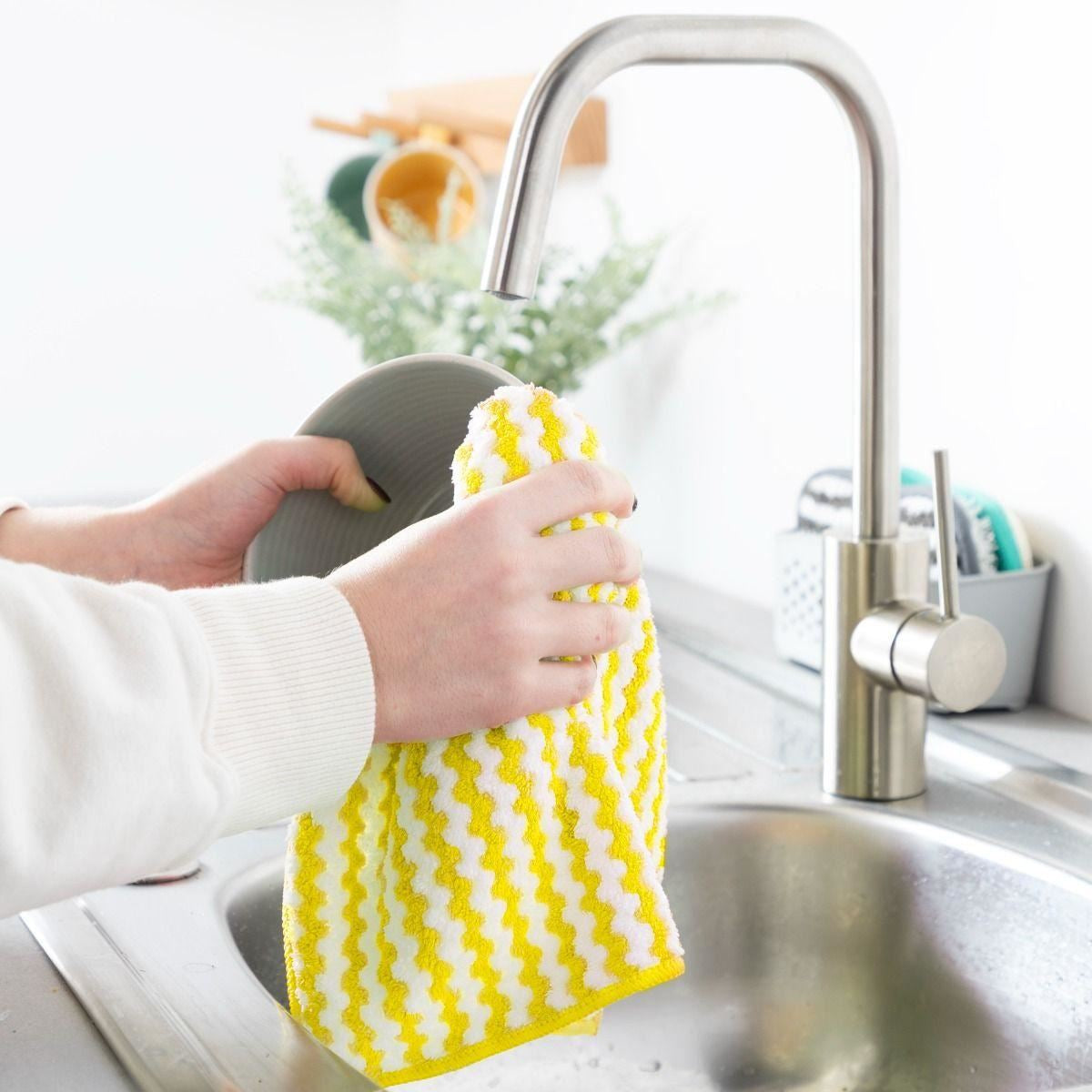 Minky M Cloth Super Soak up Microfibre Cloths Anti-Bacterial Cleaning Pads